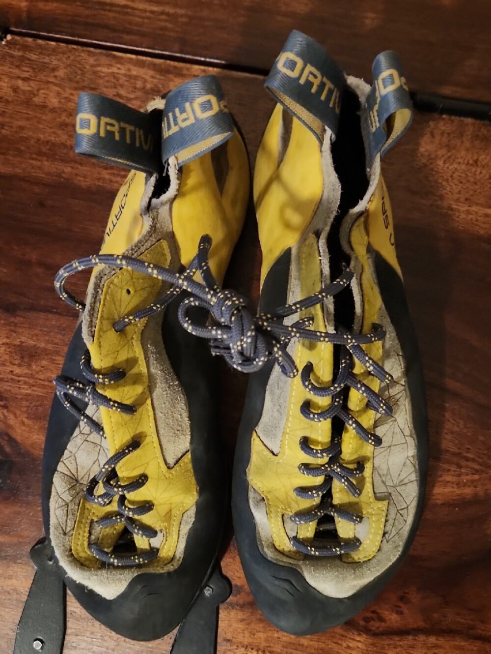 La Sportiva Italian Men's Brown and Black Leather Rock Climbing Shoes  Sz 42 1/2 - Picture 10 of 12